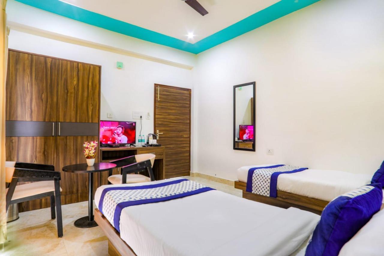 Hotel Kds Residency Greater Noida Exterior foto